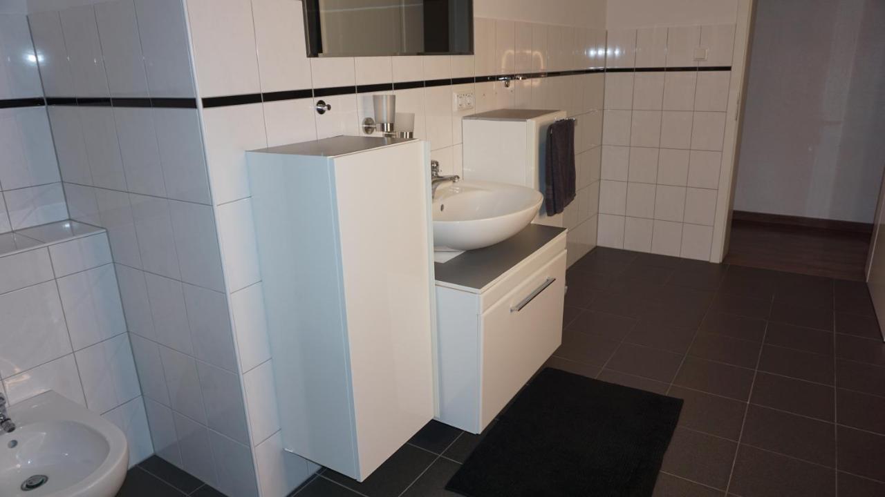 M&M Apartment Duesseldorf 诺伊斯 外观 照片