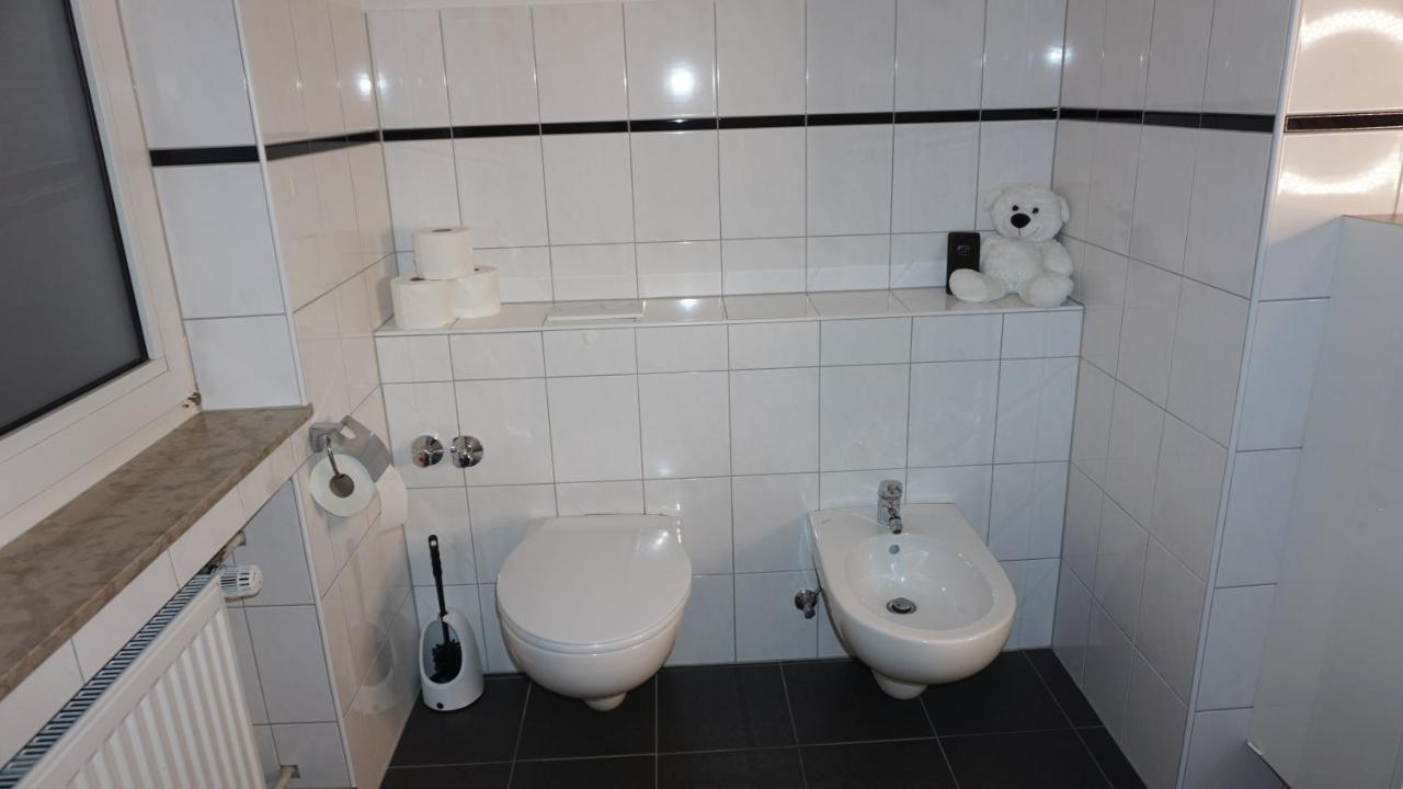 M&M Apartment Duesseldorf 诺伊斯 外观 照片